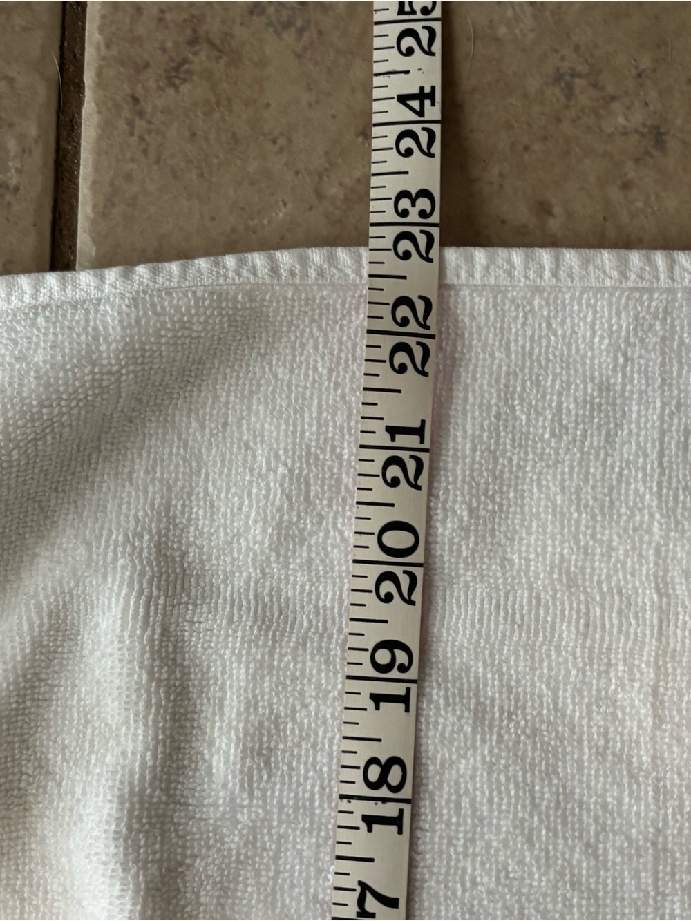 Wamsutta White Bath Mat with Branded Tag - Picture 4 of 7